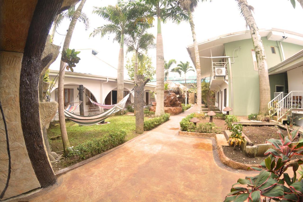 Arenal Poshpacker Pansiyon La Fortuna Dış mekan fotoğraf