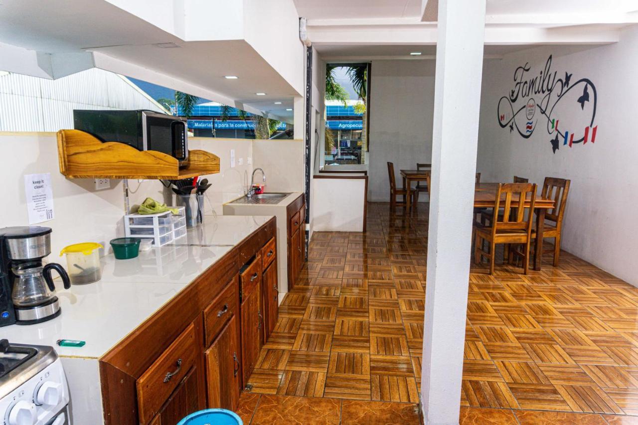 Arenal Poshpacker Pansiyon La Fortuna Dış mekan fotoğraf