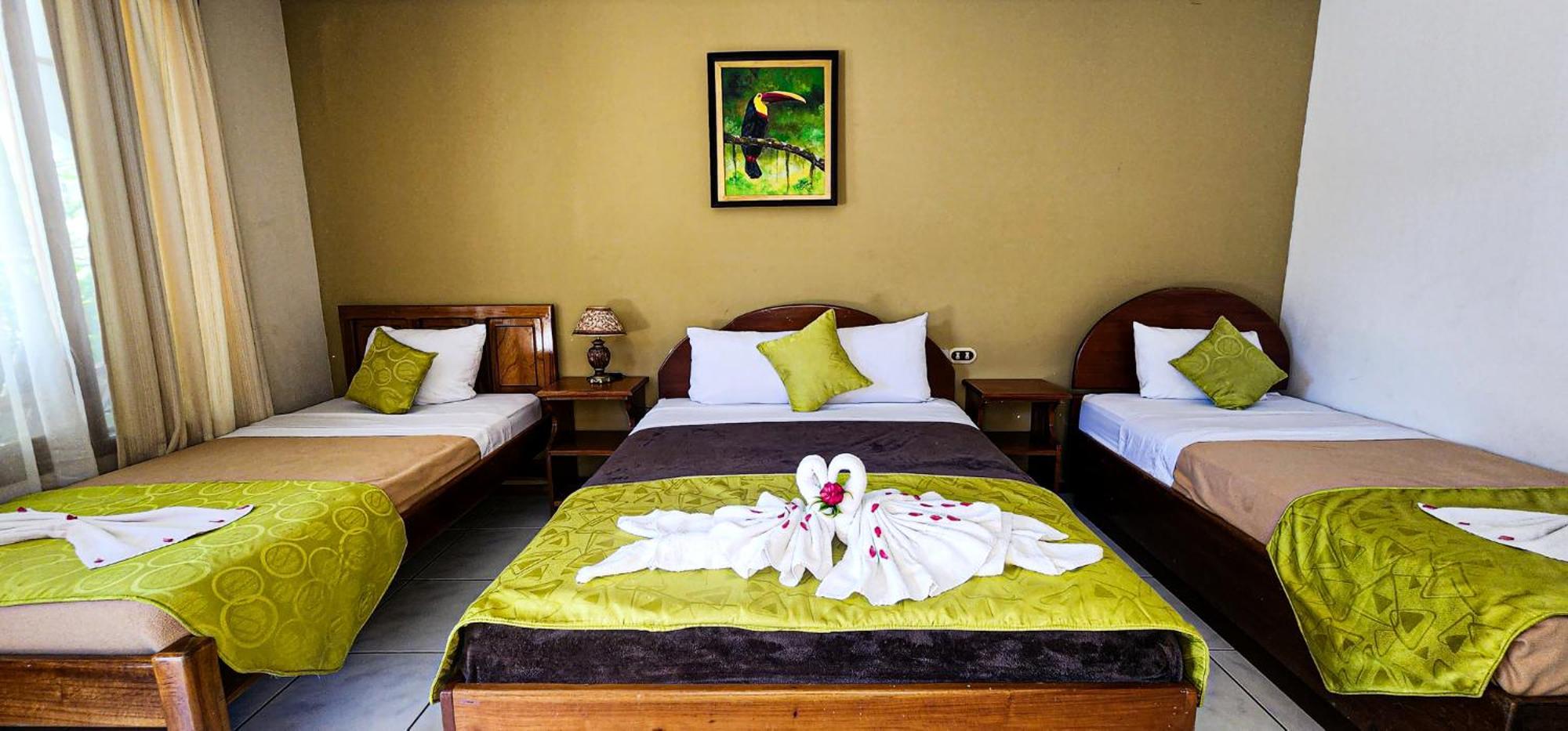 Arenal Poshpacker Pansiyon La Fortuna Dış mekan fotoğraf